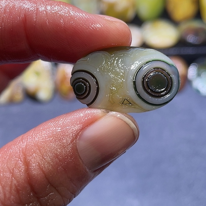 千***月玛瑙/玉髓未镶嵌珠宝奇石