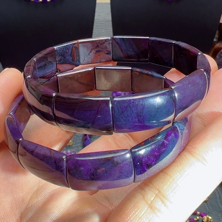 未镶嵌苏纪石（舒俱来）手牌