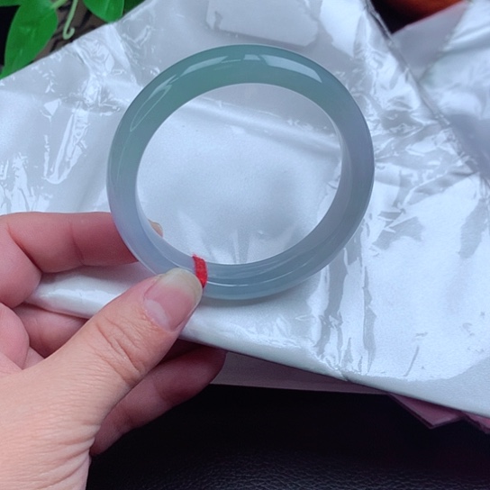 翡翠手镯未镶嵌无**耀56圈口尺寸