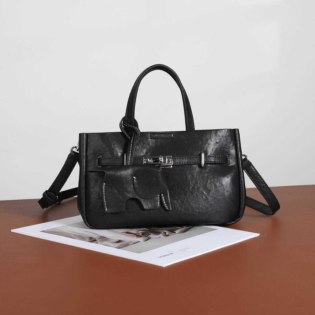 小G家新款轻奢时尚极简风系列时尚手提包BZ7056