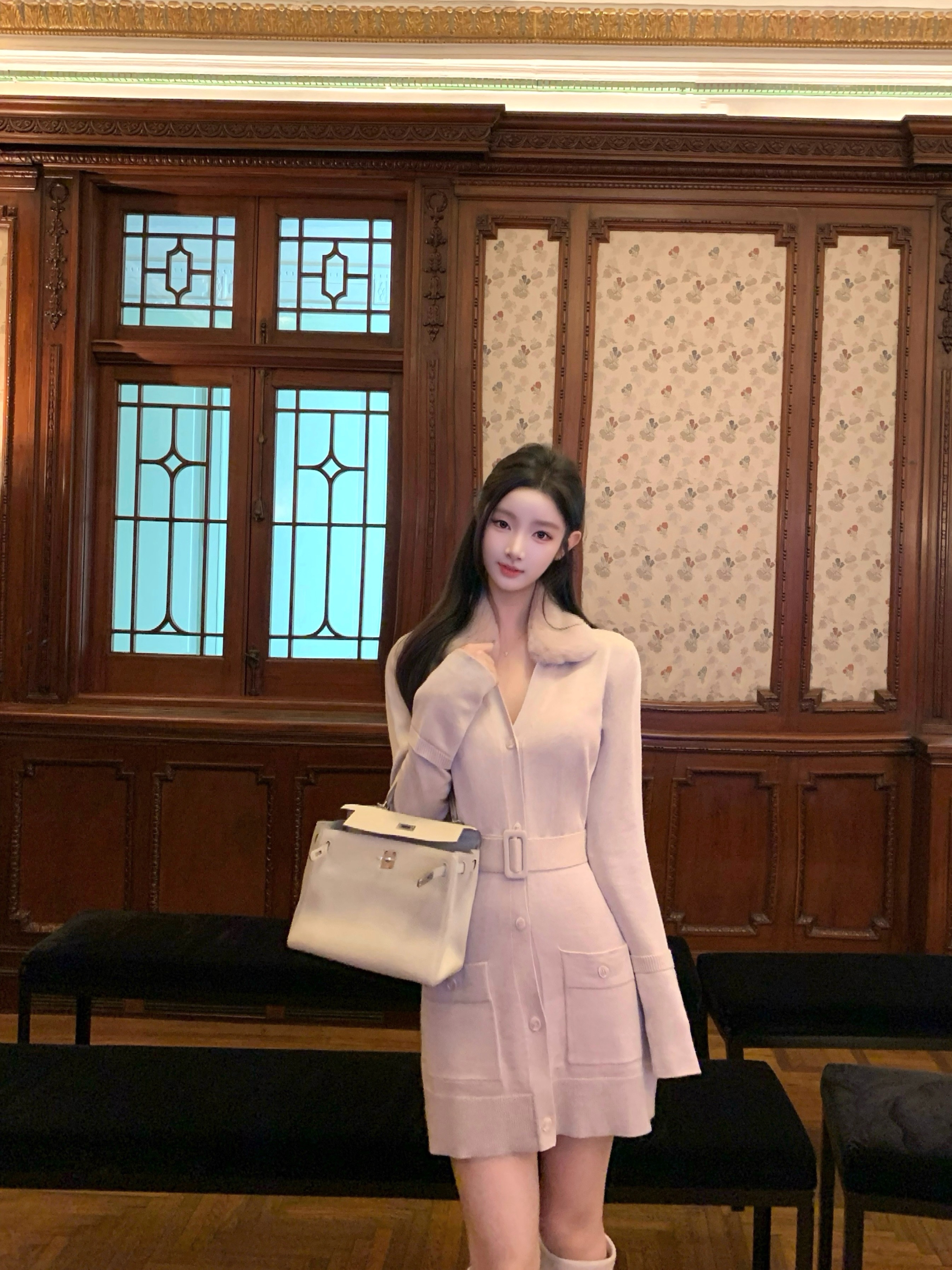 【 雪绒杏子】收腰显瘦双口袋设计毛领针织连衣裙