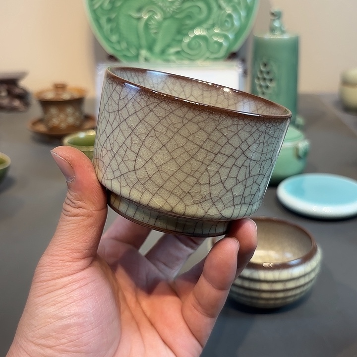 瓷片龙泉青瓷福利青瓷