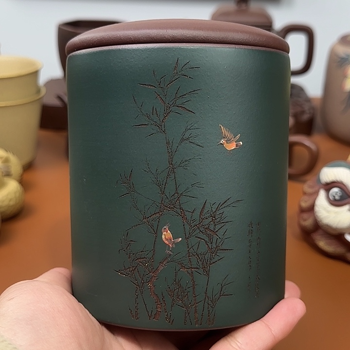 宜兴紫砂茶叶罐子