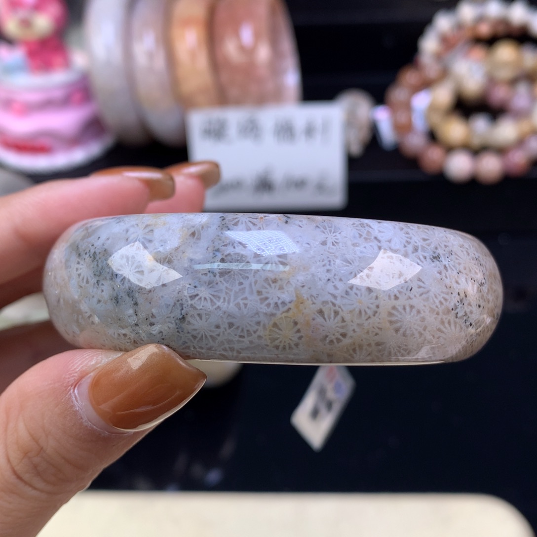 硅化珊瑚（珊瑚玉）未镶嵌吊坠(赠链)晚场福利五折56.4口（30号）