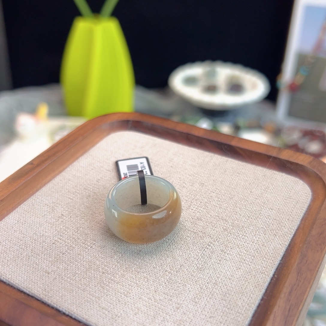 和田玉（糖玉）未镶嵌戒指N7一口糖墩墩直径16.9不退换