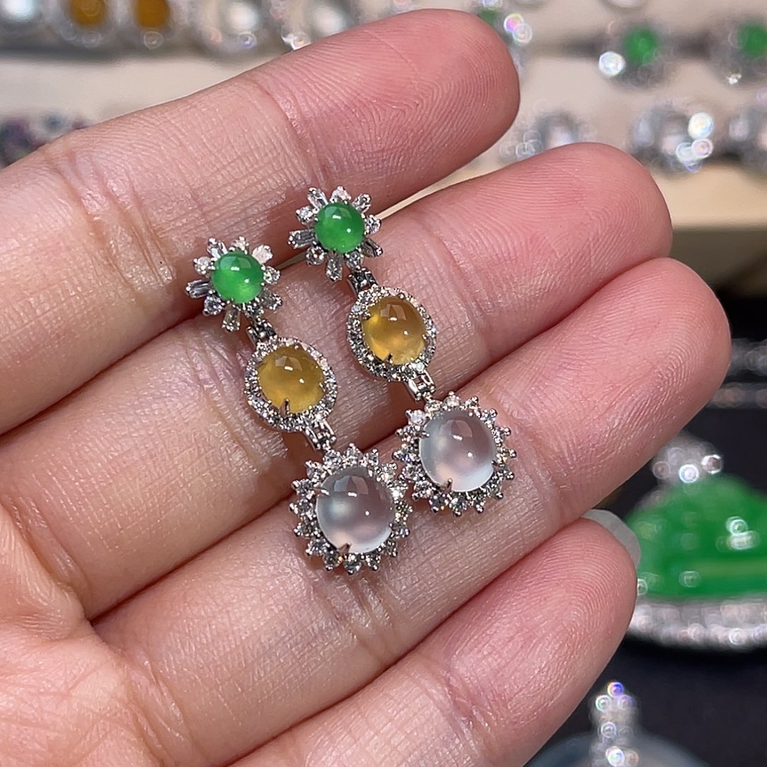 翡翠18K金镶嵌耳饰三彩