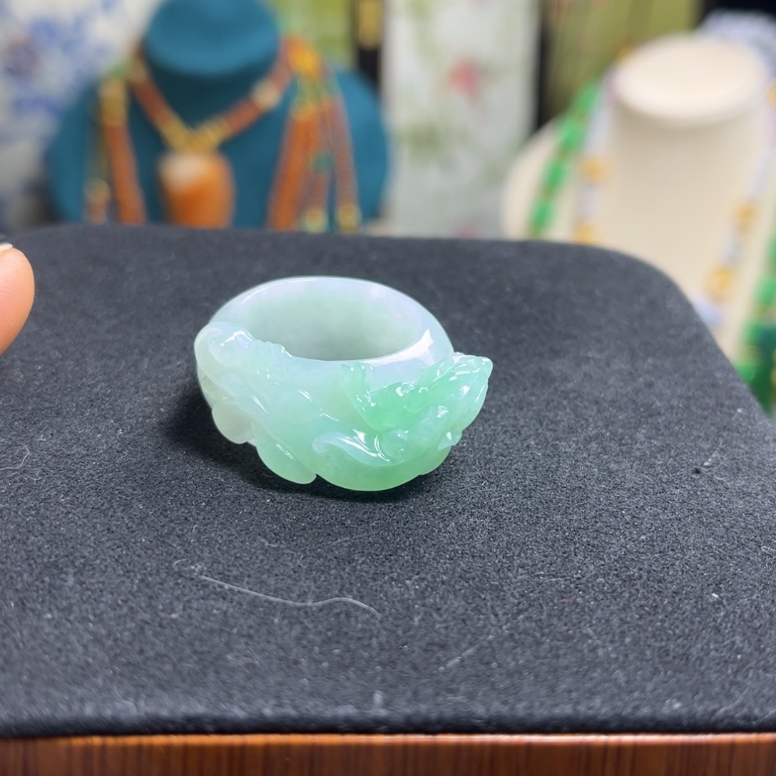 翡翠未镶嵌颈饰天然翡翠戒指19号