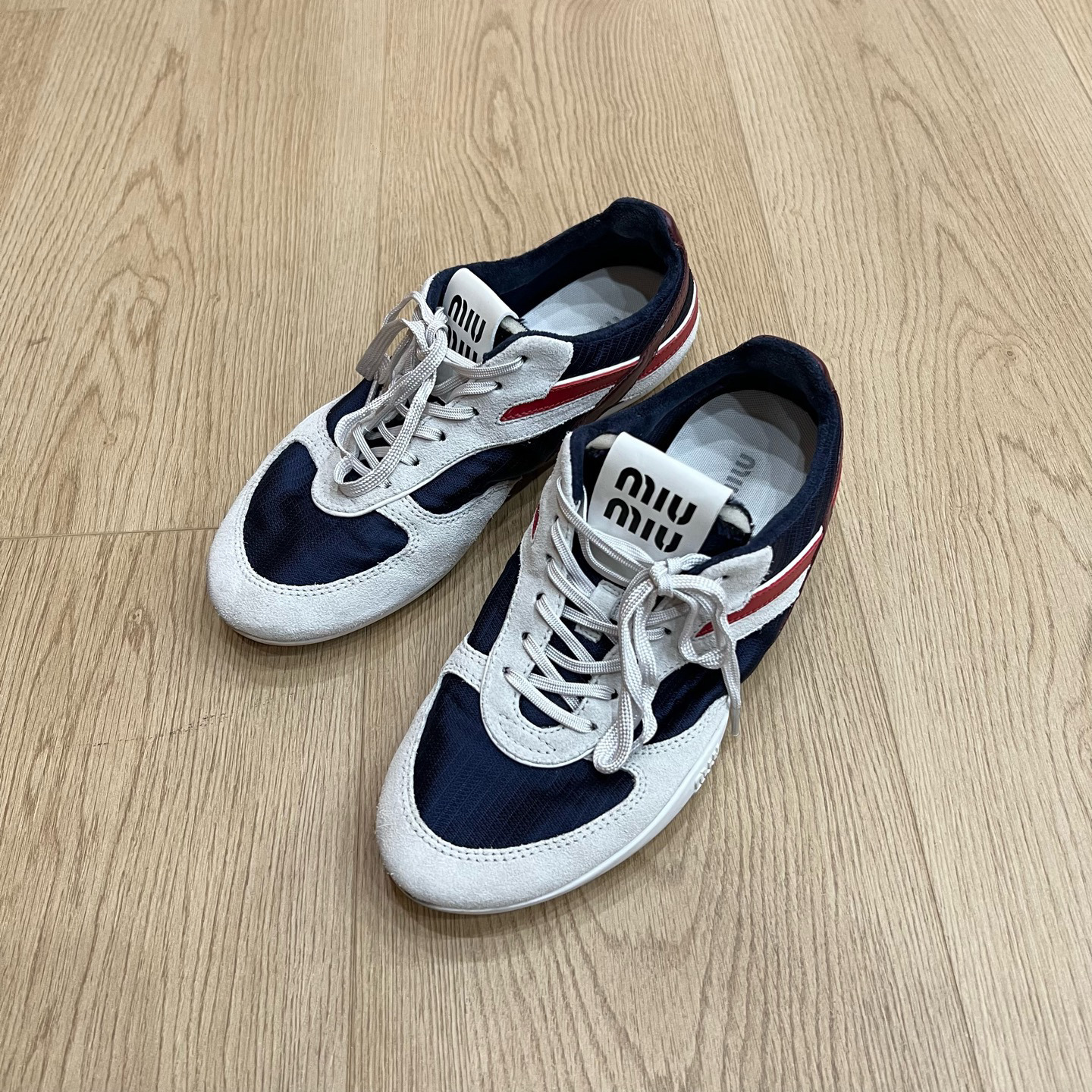 95新 MIU MIU/缪缪 Gymnasium运动鞋 38码/95新/公价8500
