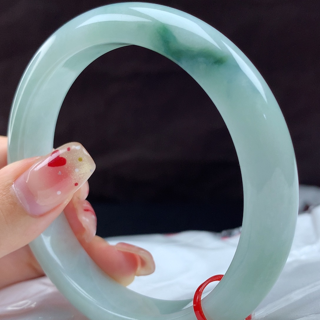 翡翠手镯未镶嵌硕*65圈96016，