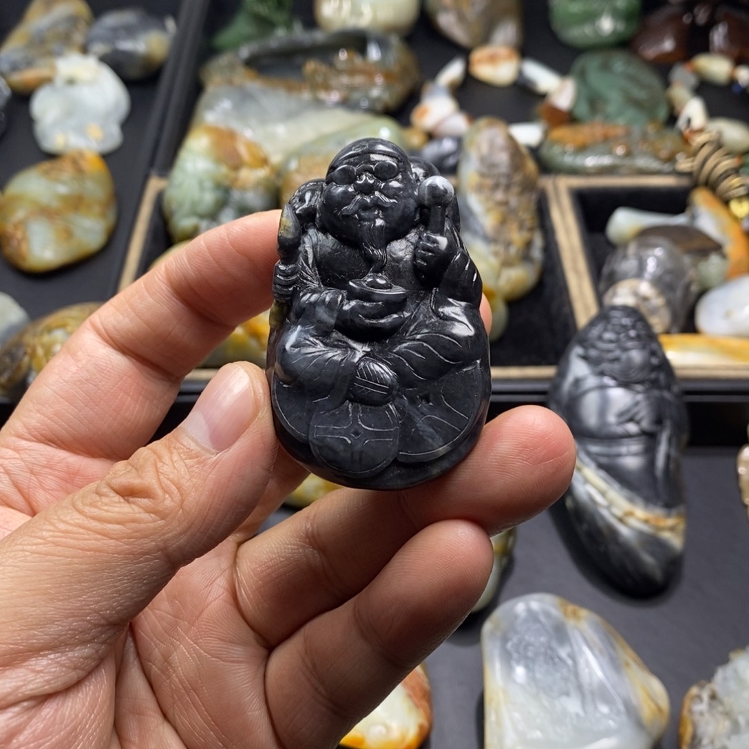 丰***利和田玉未镶嵌把件