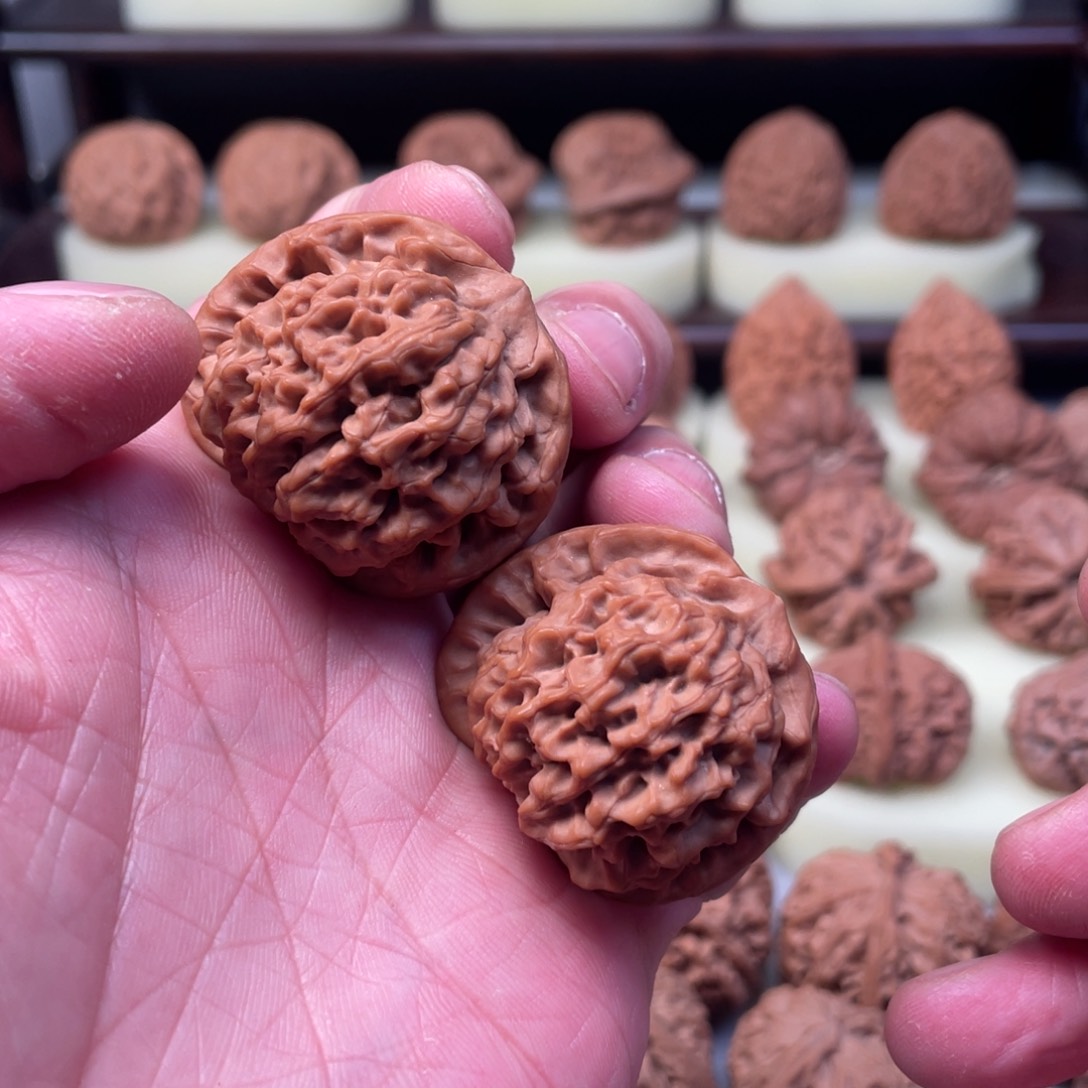 文玩核桃把件秦闷