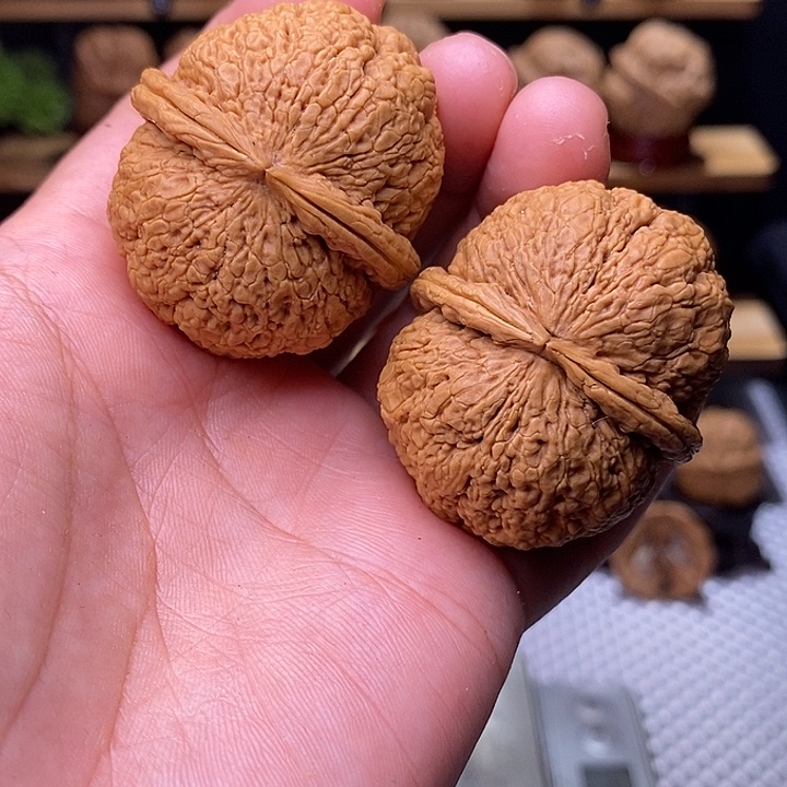 文玩核桃吊坠脑纹元宝13