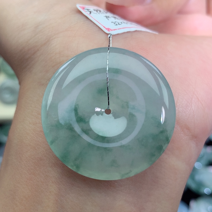 【闪购商品】翡翠未镶嵌吊坠(不含链)