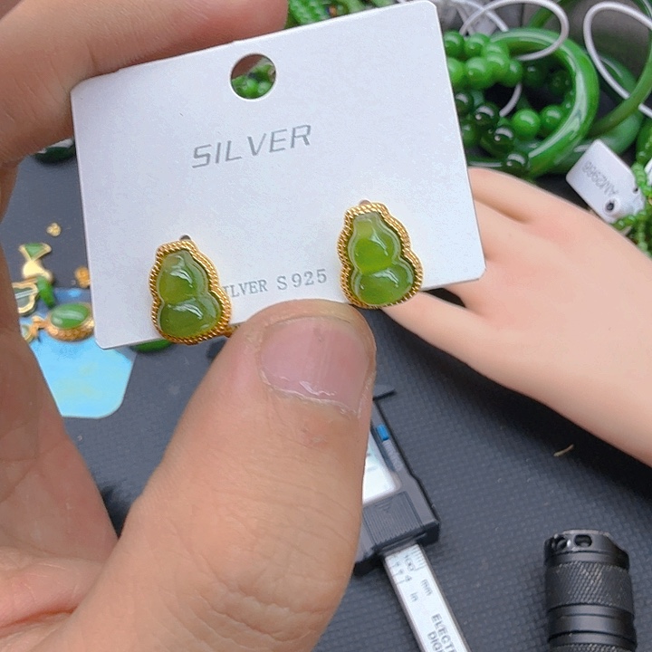 和田玉（碧玉）耳饰银S925镀金镶嵌