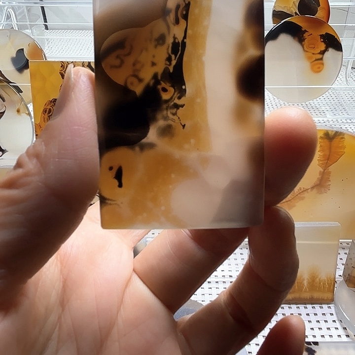 玛瑙/玉髓颈饰未镶嵌