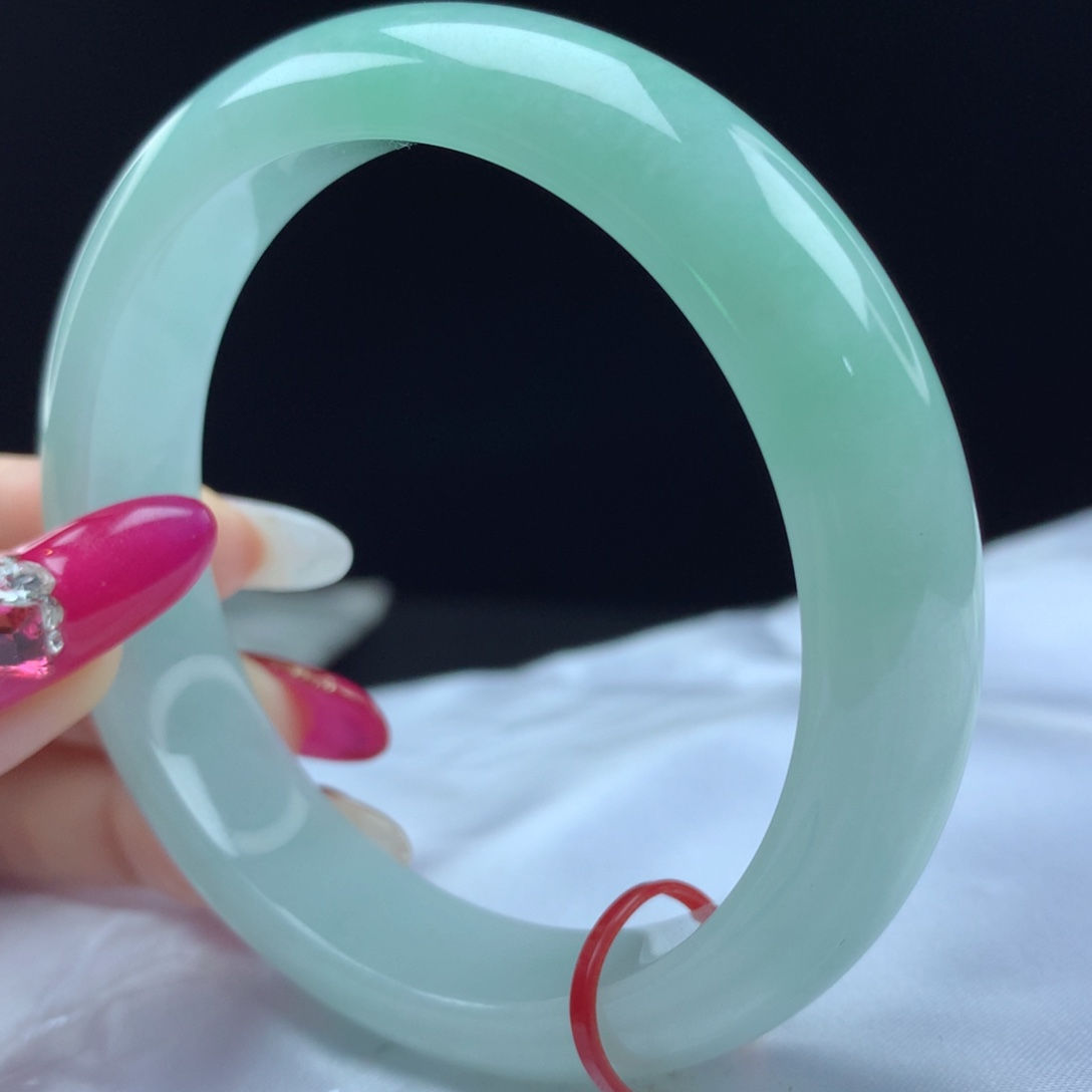 未镶嵌手镯翡翠97010，