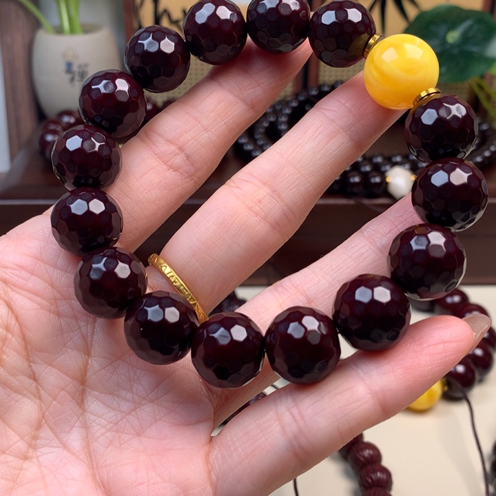 琚***军猴头核桃手串猴头手串