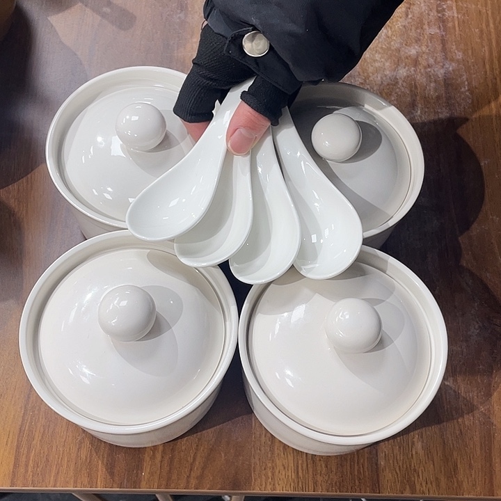 白瓷餐盘餐盘餐盘