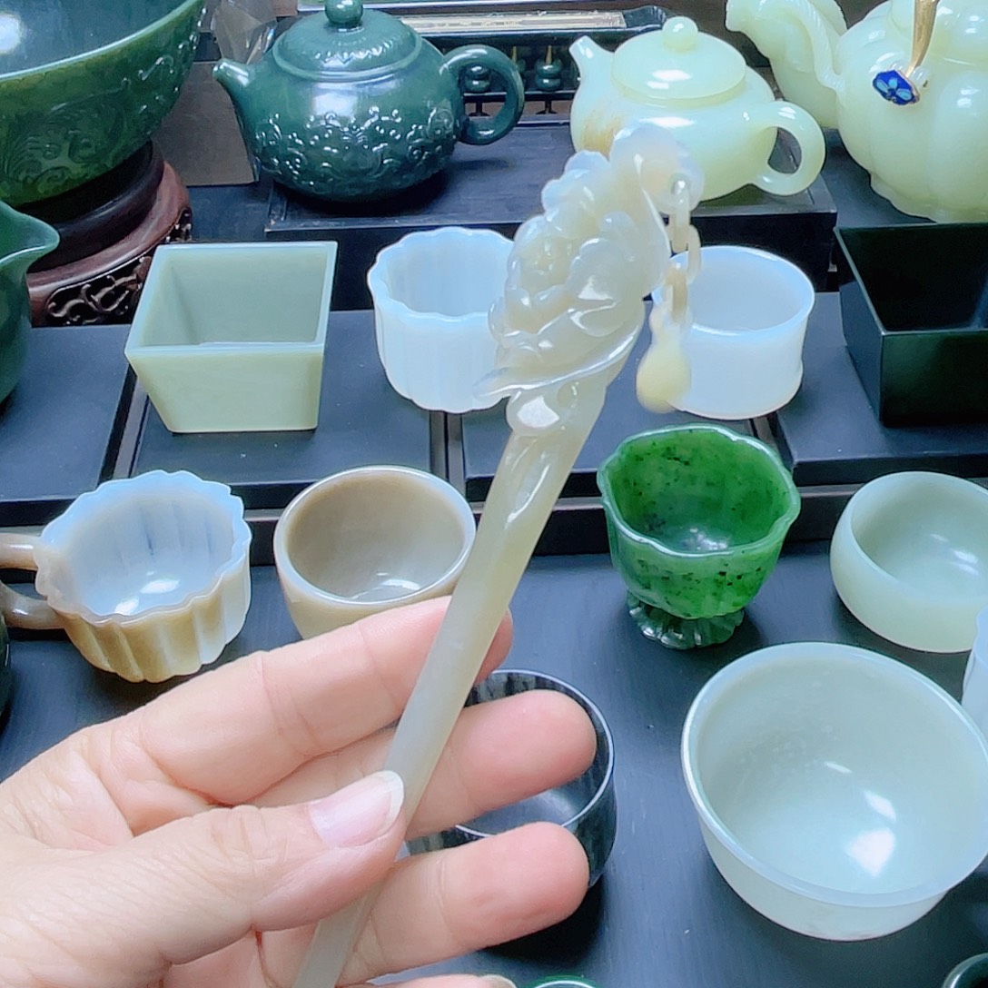 和田玉未镶嵌挂件