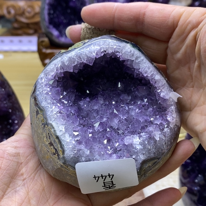 水晶大型摆件（非配饰）未镶嵌