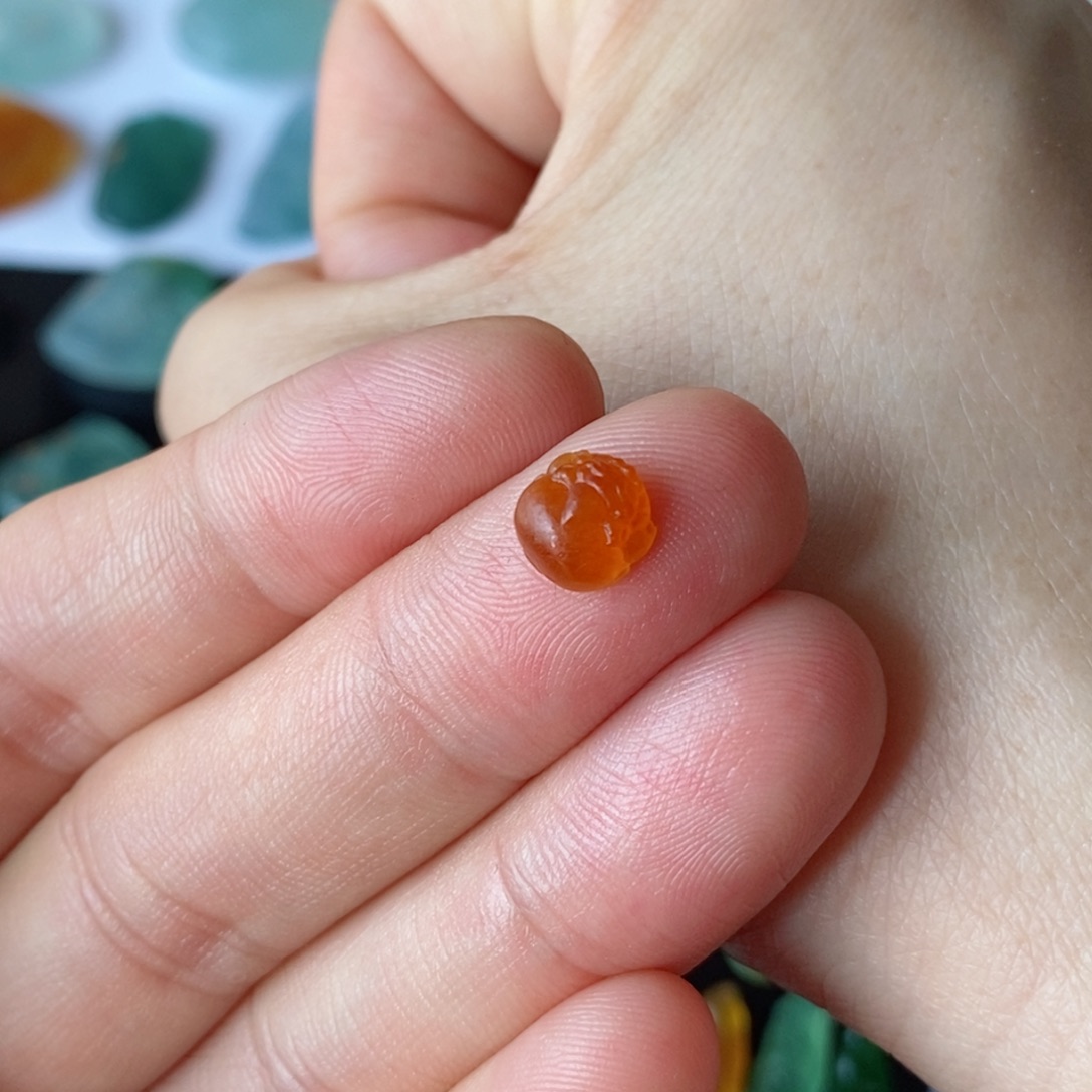 定制翡翠未镶嵌貔貅