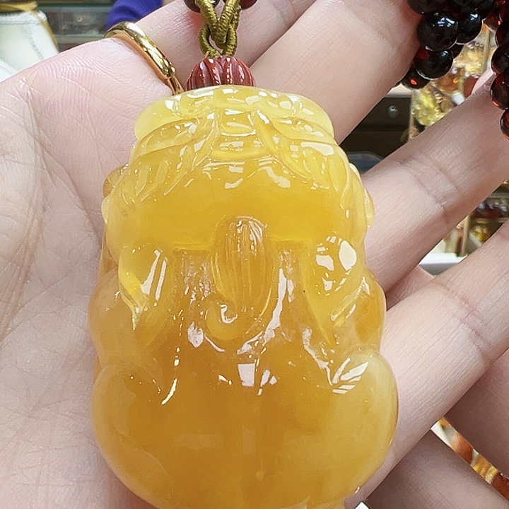 琥珀未镶嵌珠宝奇石