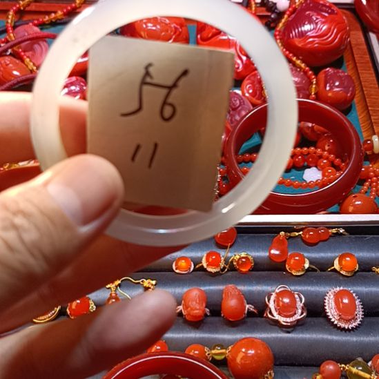 玛瑙/玉髓手镯未镶嵌