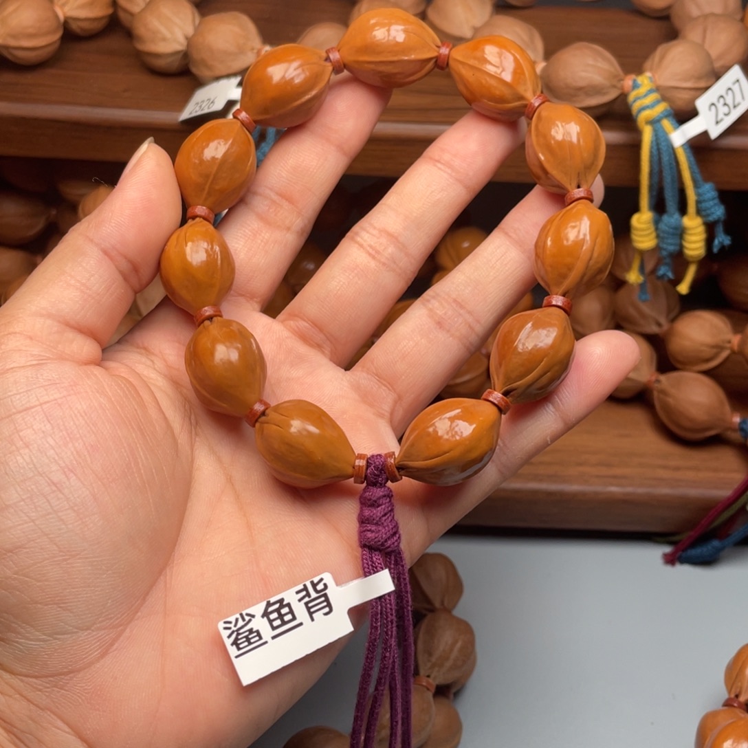 .***.手串/手链橄榄核亮面款17加三通定制款不退不换