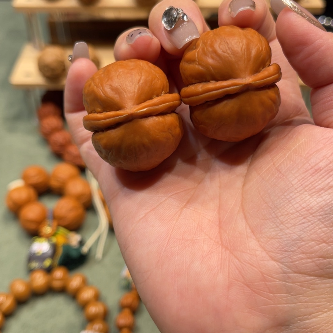 文玩核桃把件一道筋全品
