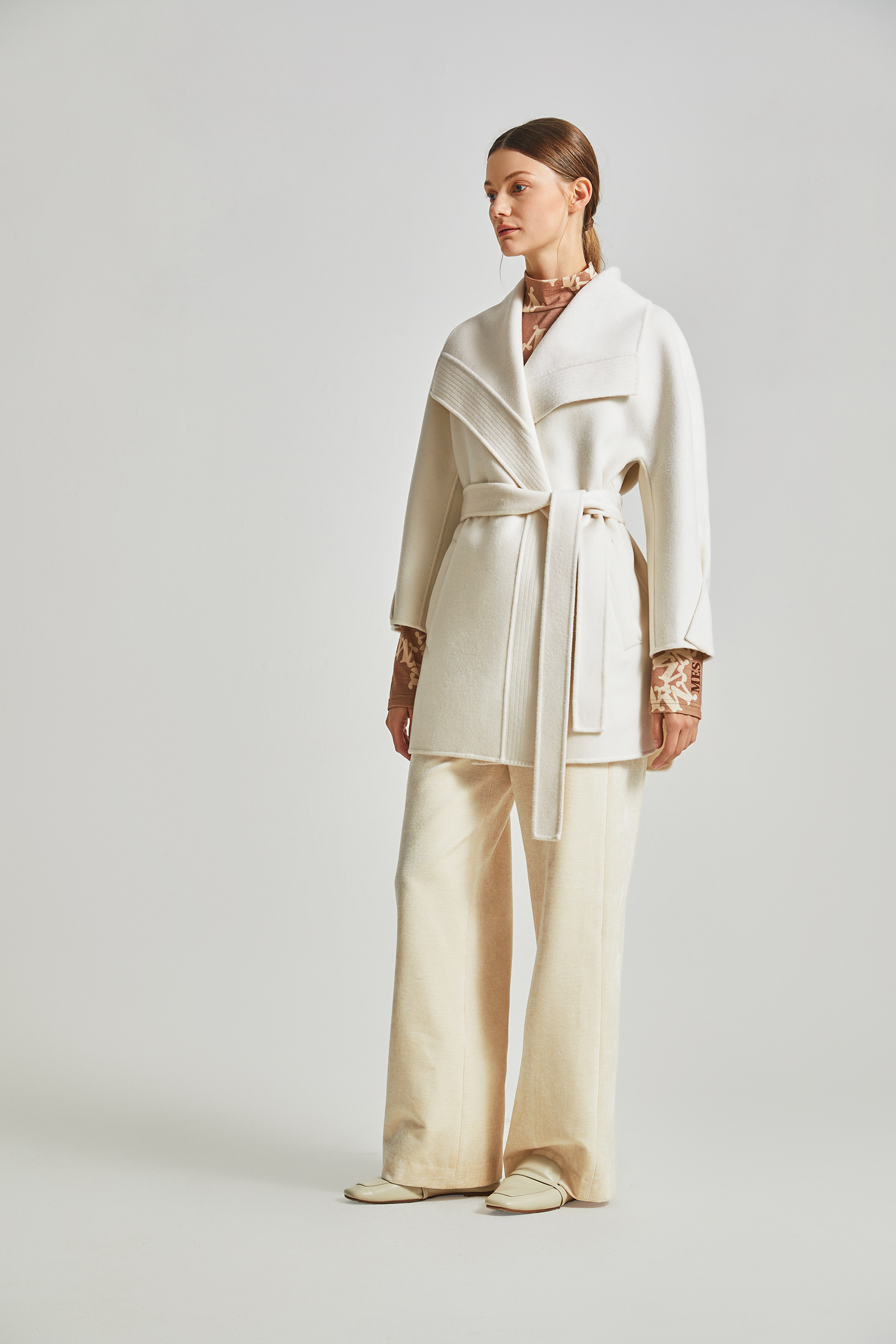 莫笙时尚气质女士大衣M23DD16119-1