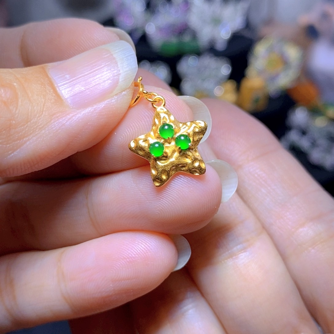 翡翠银S925镶嵌耳饰天然翡翠