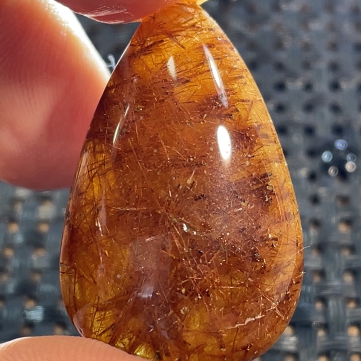 水晶吊坠(不含链)未镶嵌老*人