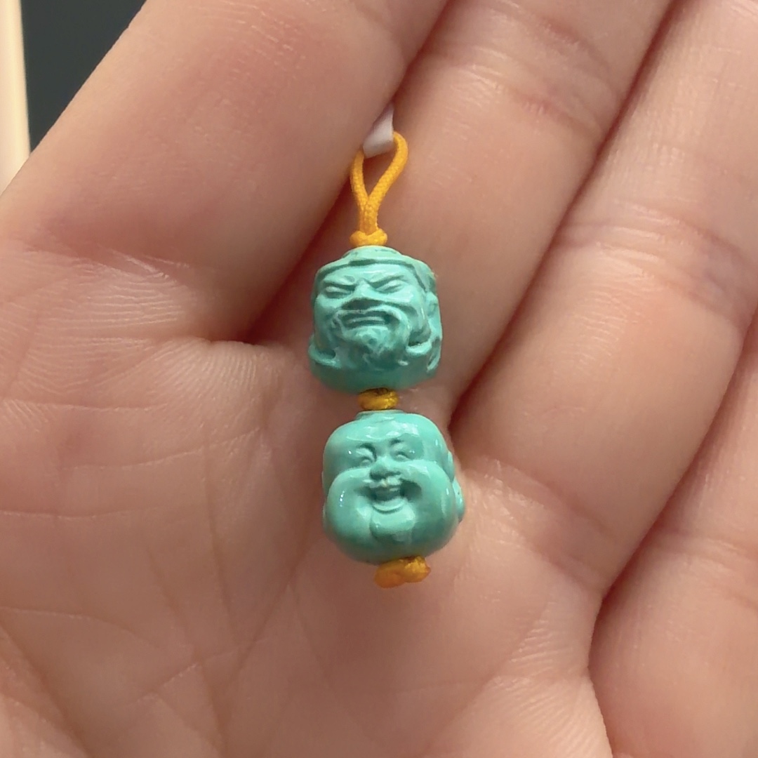 绿松石未镶嵌颈饰