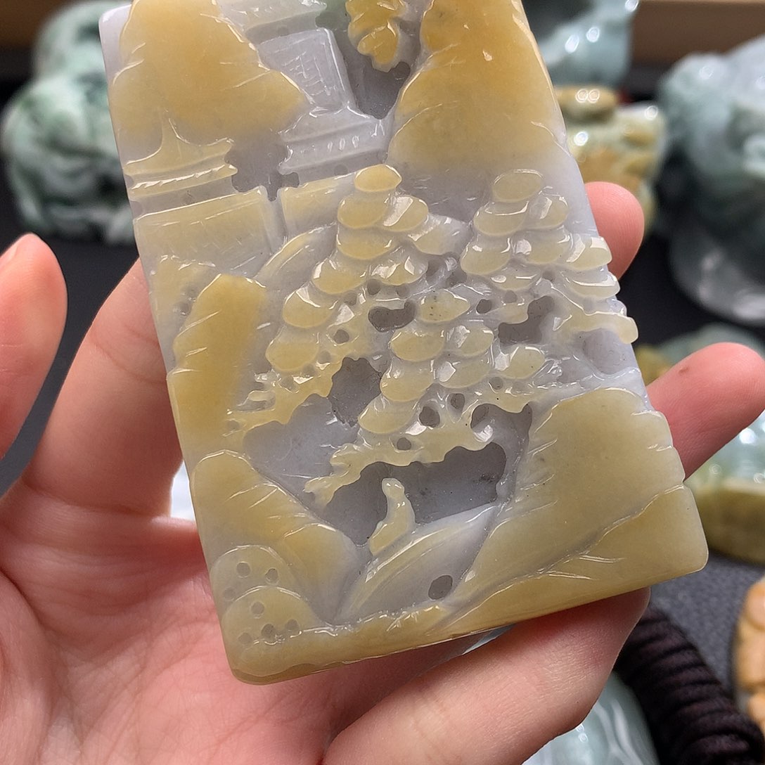 吊坠(不含链)未镶嵌翡翠