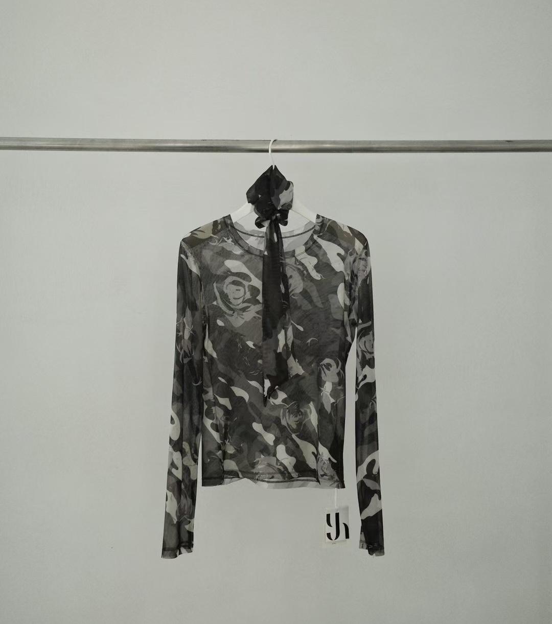 迷彩花卉网纱印花T恤 防晒衫