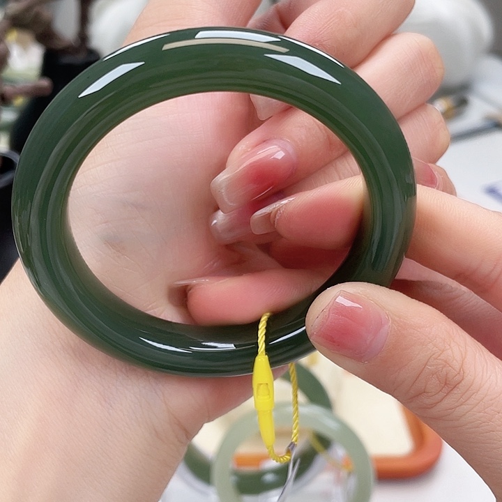 和田玉手镯5455未镶嵌