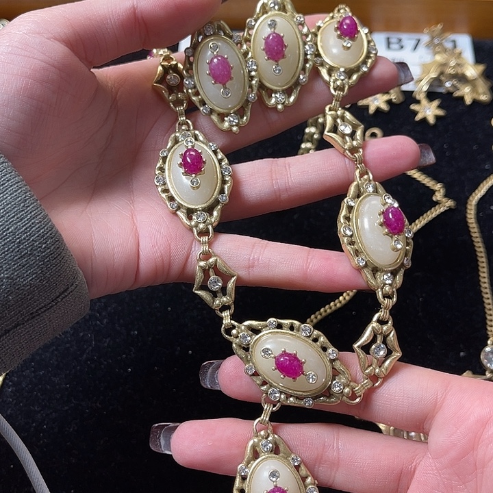 石英石纯铜美丽又可爱呀