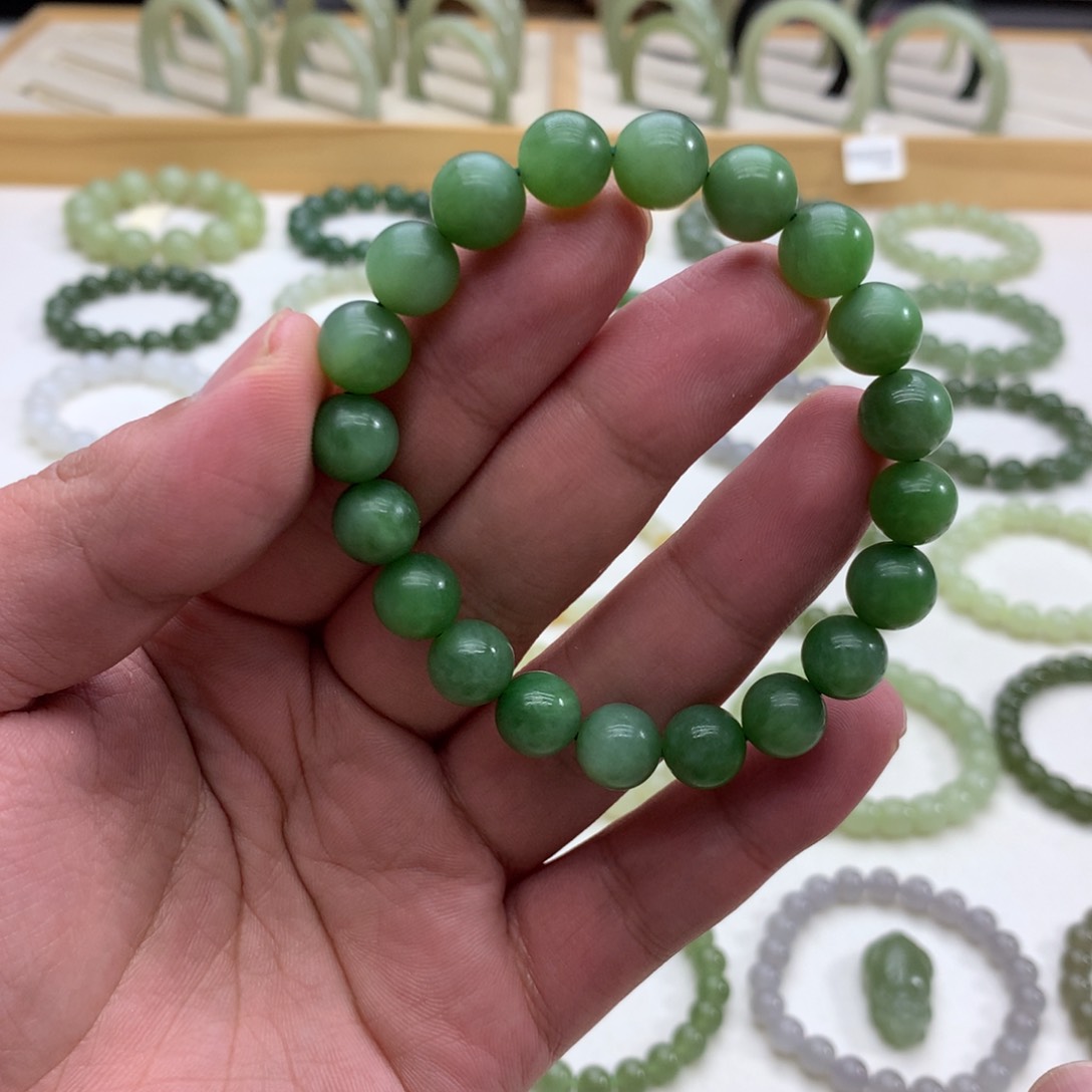 和田玉手串（碧玉9.5）未镶嵌