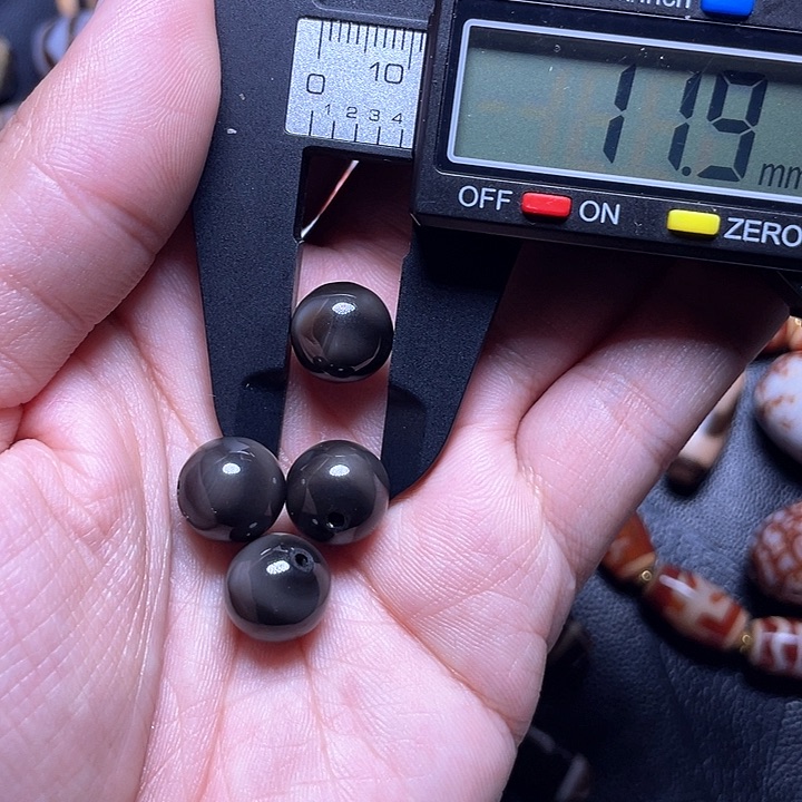 玛瑙/玉髓颈饰未镶嵌微瑕