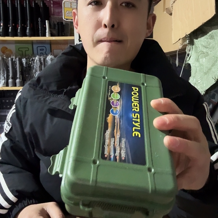 带盒铝合金手电一套
