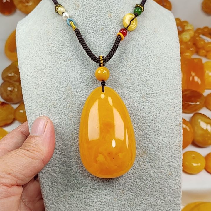 蜜蜡吊坠(赠链)未镶嵌