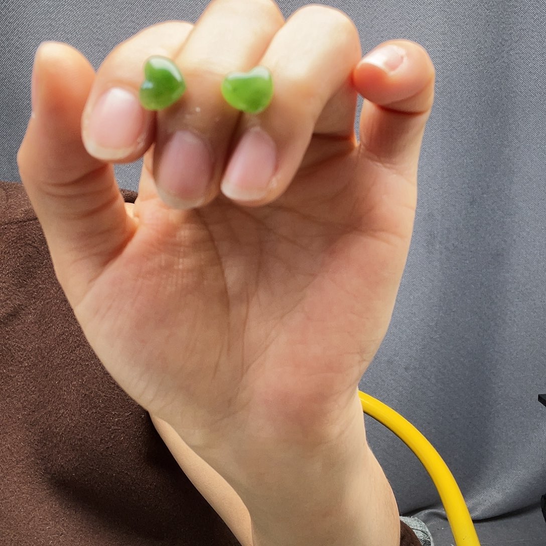 越***好和田玉银S925镶嵌耳饰