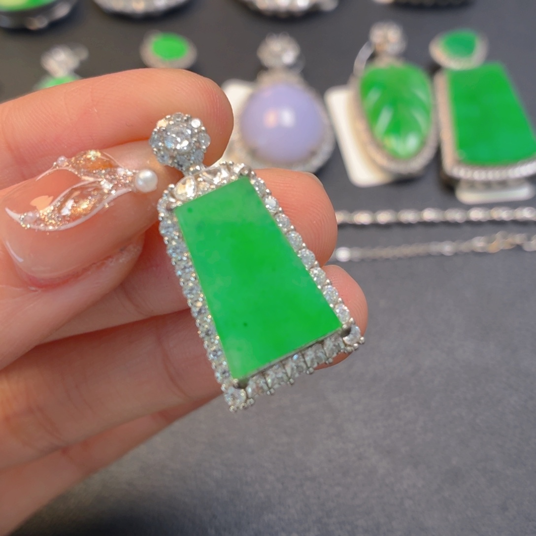 翡翠银S925镶嵌颈饰