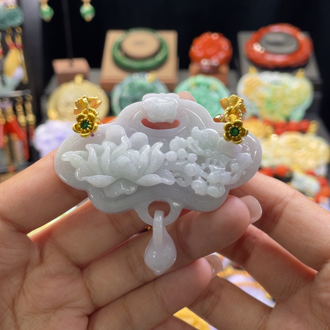 翡翠颈饰未镶嵌代编织