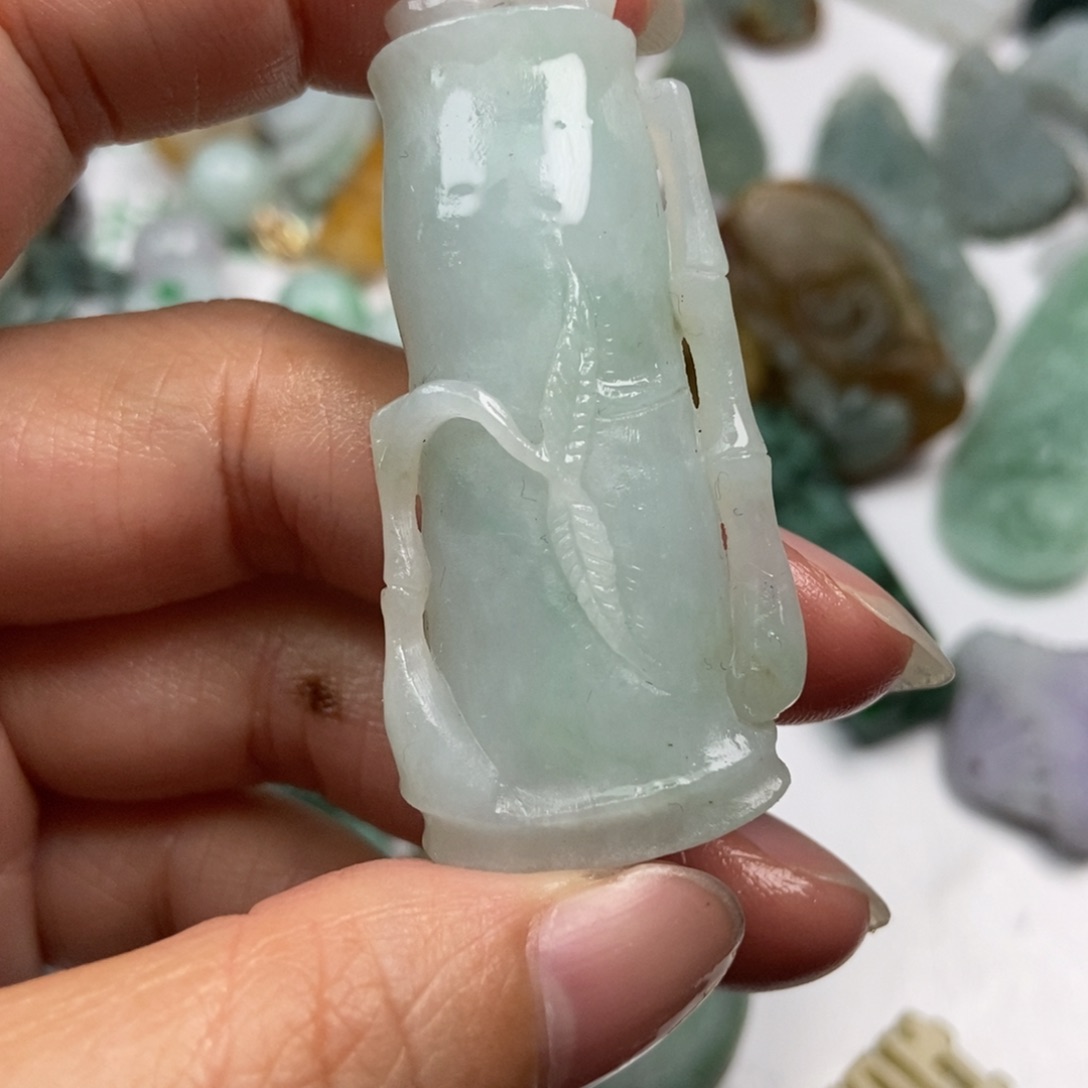 定制翡翠未镶嵌翡翠