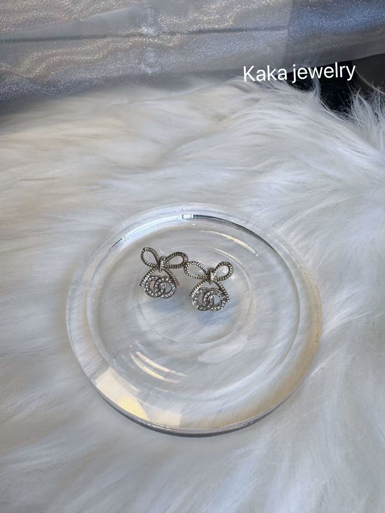 合金珐琅耳饰 小香风蝴蝶结吊坠耳钉时尚百搭高级轻奢气质耳饰