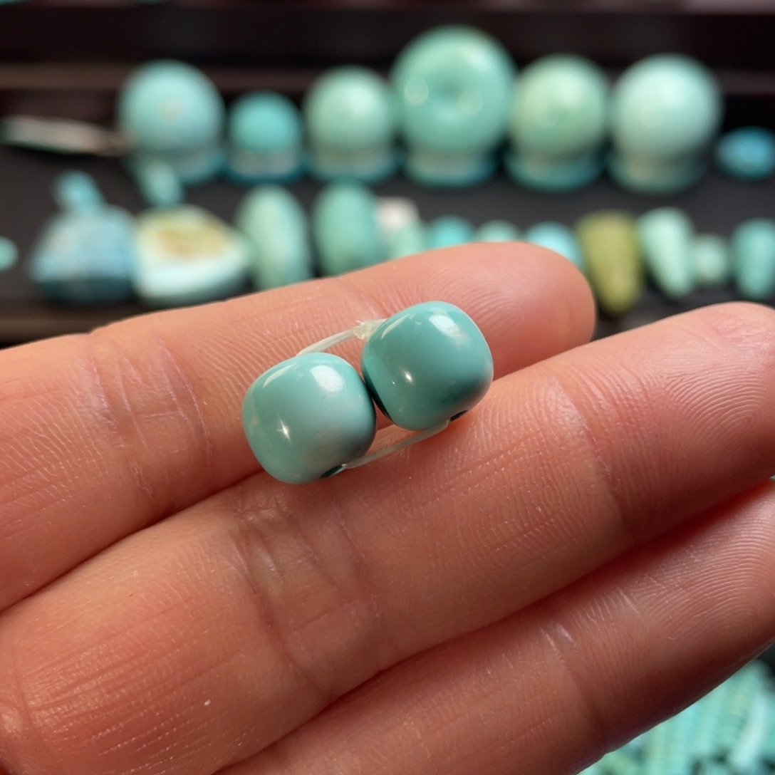 绿松石颈饰未镶嵌