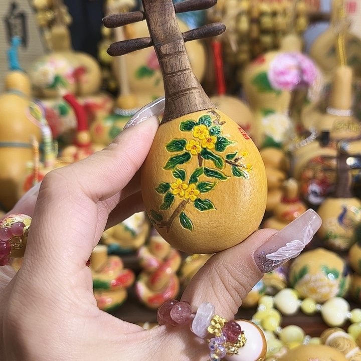 ****木质类纯手工磨刻葫芦