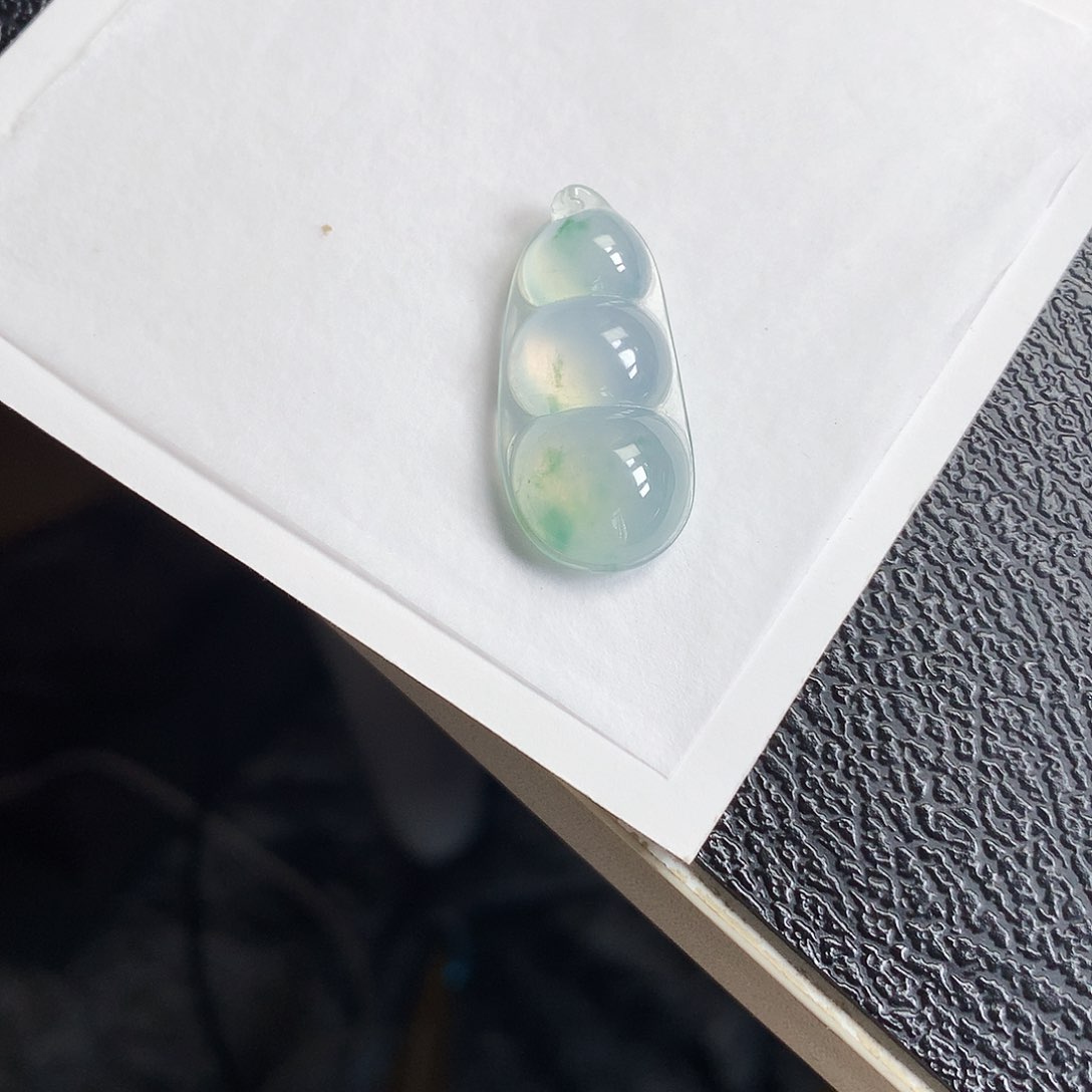 吊坠(不含链)未镶嵌翡翠福豆