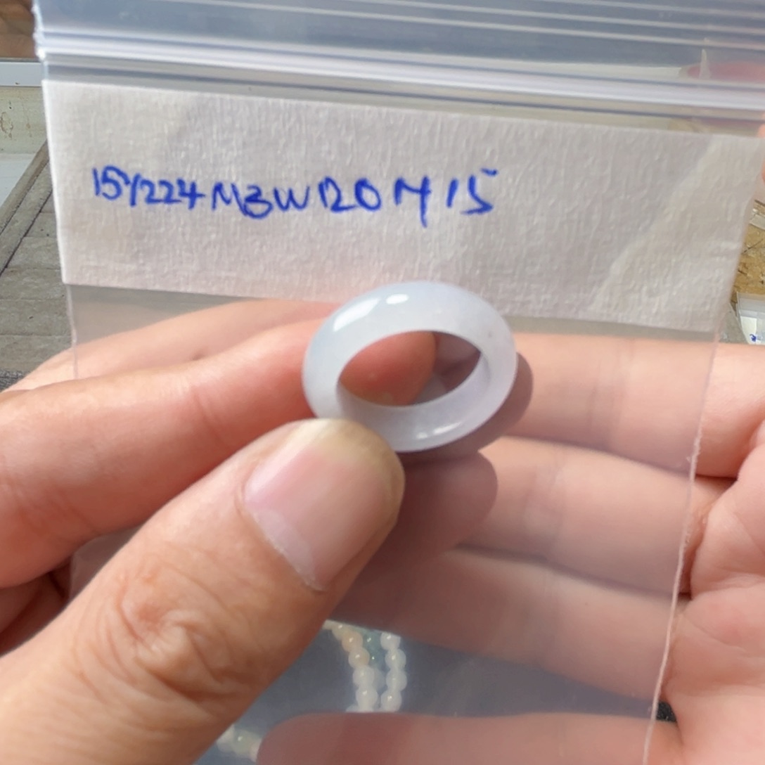 定制翡翠未镶嵌圈口15